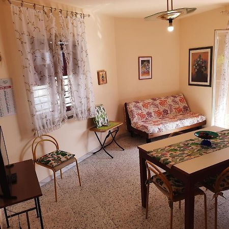 Casa Susanna Фондакело Екстериор снимка