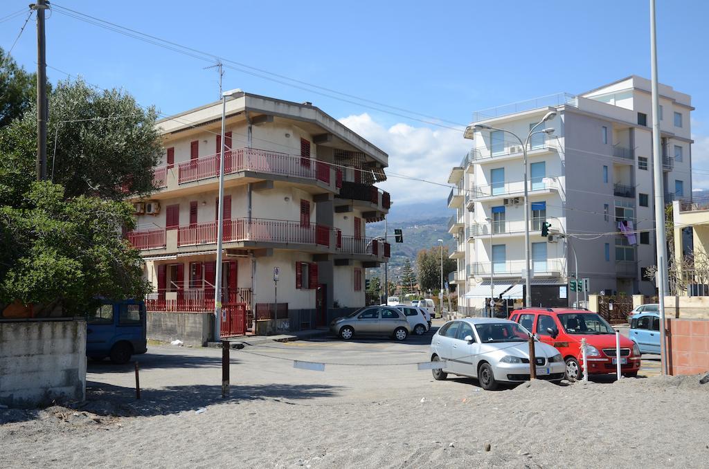 Casa Susanna Фондакело Екстериор снимка