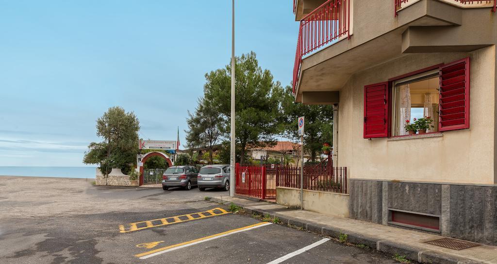 Casa Susanna Фондакело Екстериор снимка