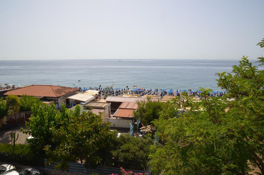 Casa Susanna Фондакело Екстериор снимка